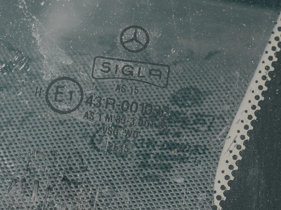 1989 Mercedes-Benz W124 E-Class - Image 31 of 31