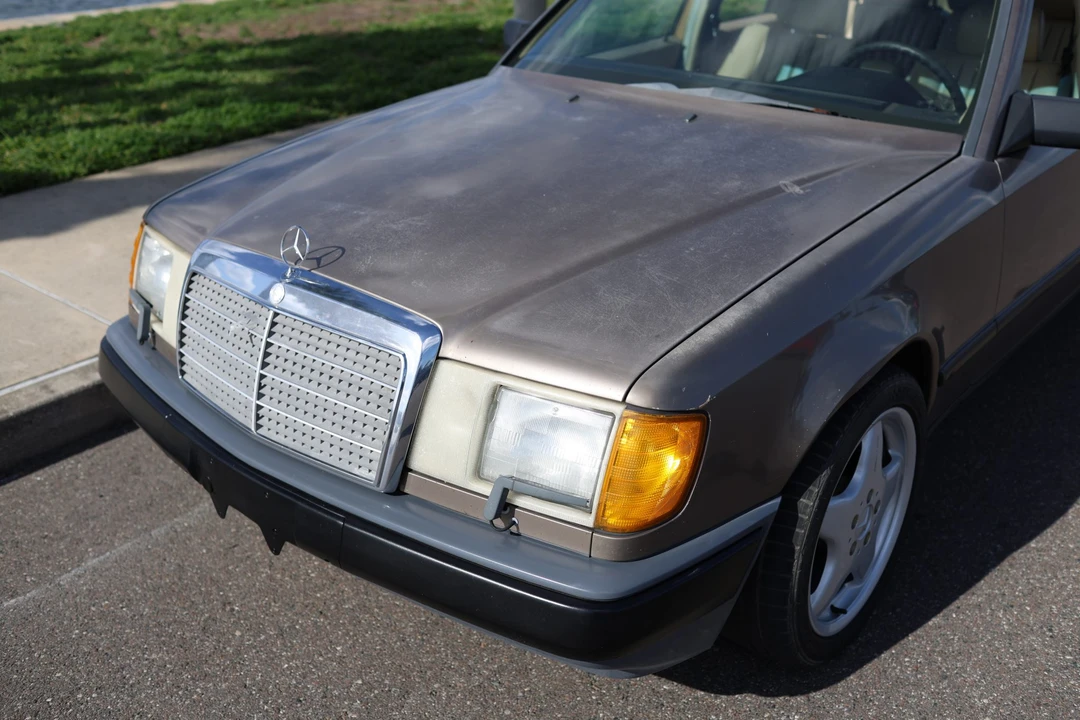 1989 Mercedes-Benz W124 E-Class - Image 24 of 31