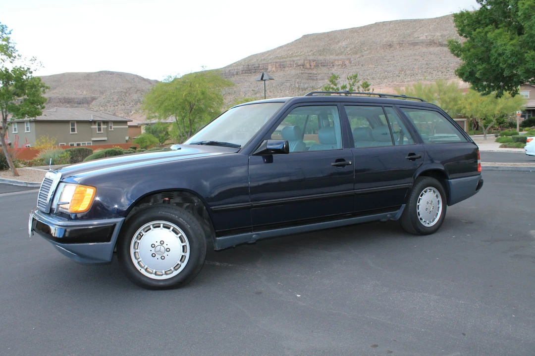 1989 Mercedes-Benz W124 E-Class - Image 3 of 31