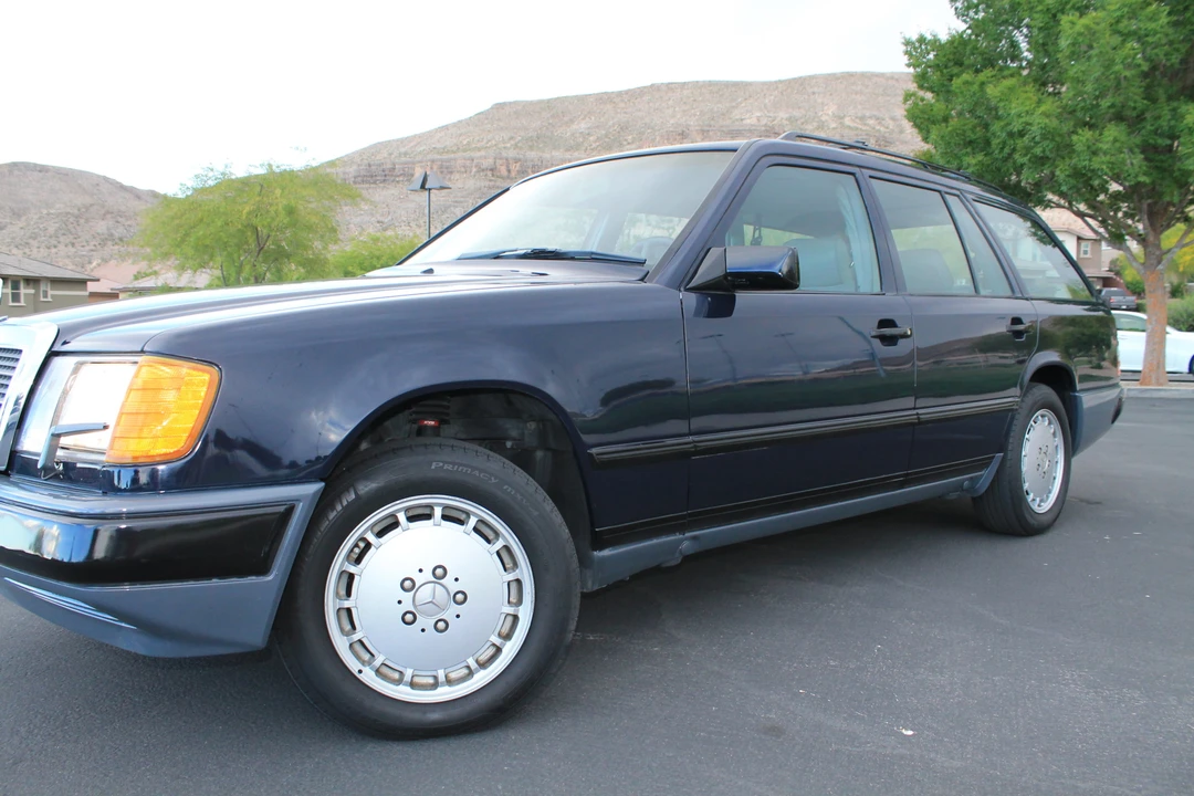 1989 Mercedes-Benz W124 E-Class - Image 4 of 31