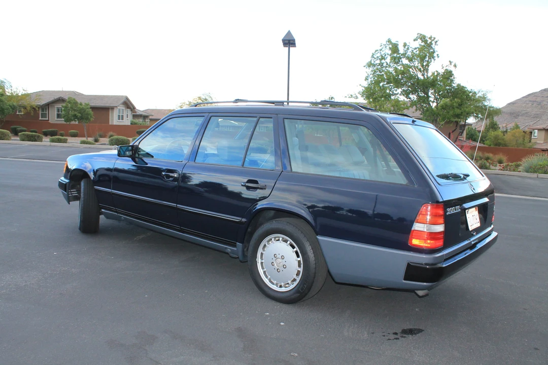 1989 Mercedes-Benz W124 E-Class - Image 8 of 31