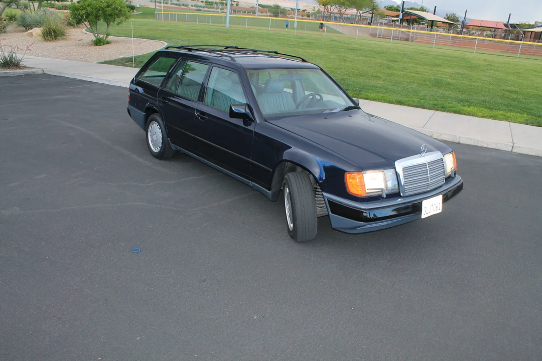 1989 Mercedes-Benz W124 E-Class - Image 27 of 31