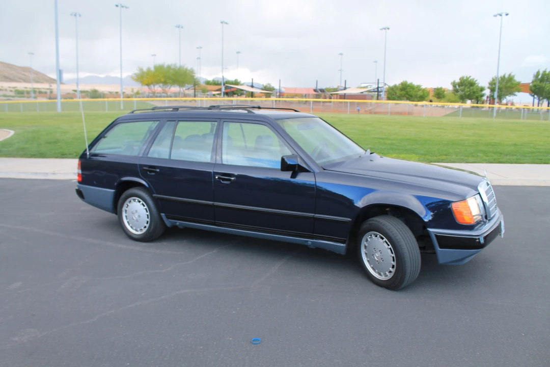 1989 Mercedes-Benz W124 E-Class - Image 23 of 31