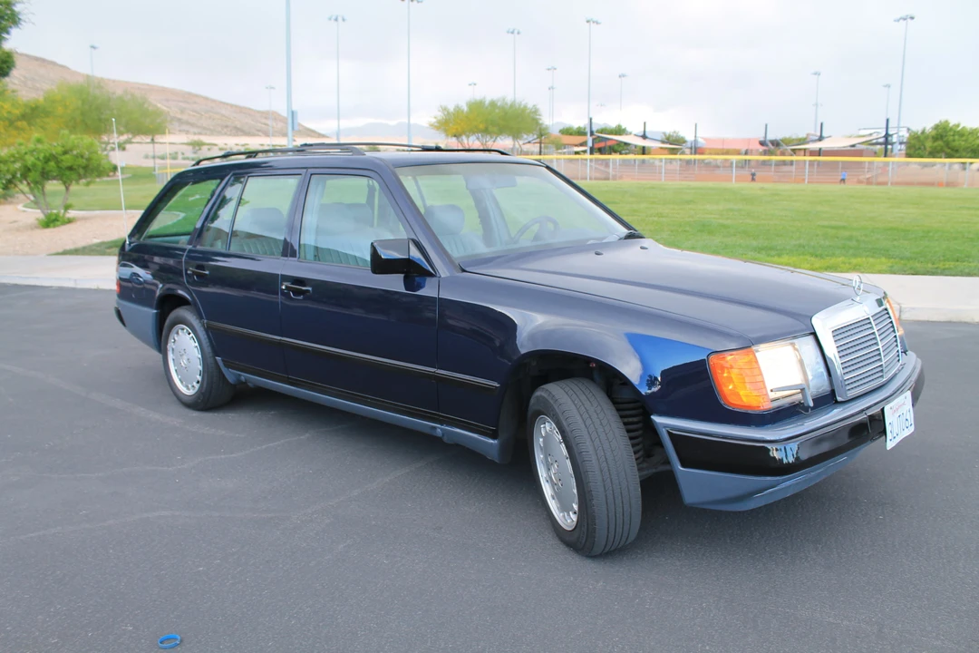1989 Mercedes-Benz W124 E-Class - Image 24 of 31