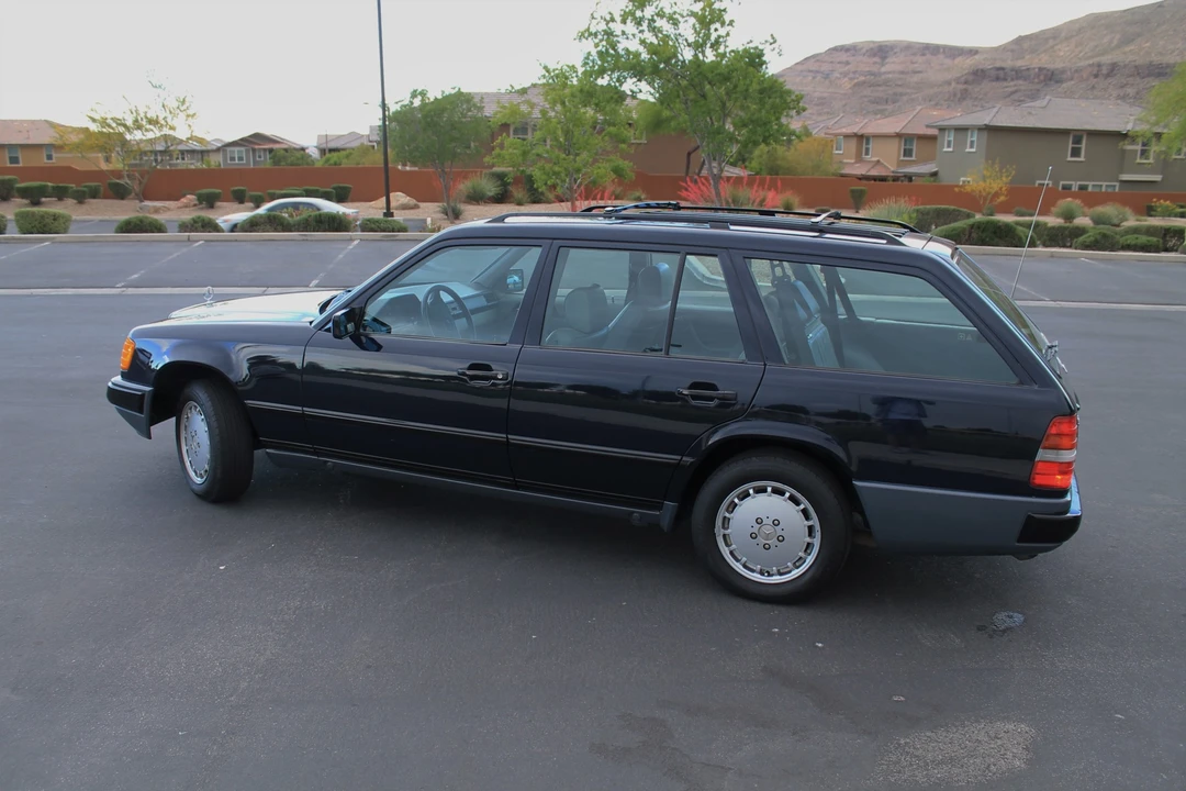 1989 Mercedes-Benz W124 E-Class - Image 7 of 31