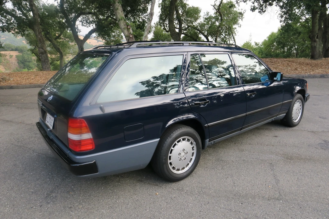 1989 Mercedes-Benz W124 E-Class - Image 29 of 31