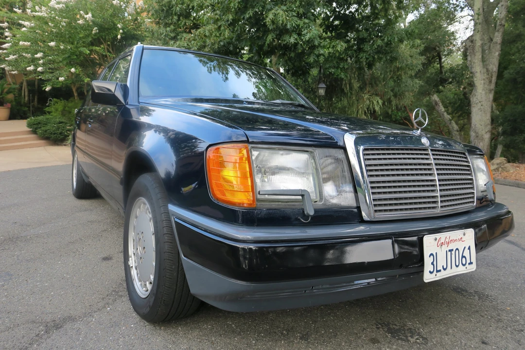 1989 Mercedes-Benz W124 E-Class - Image 13 of 31
