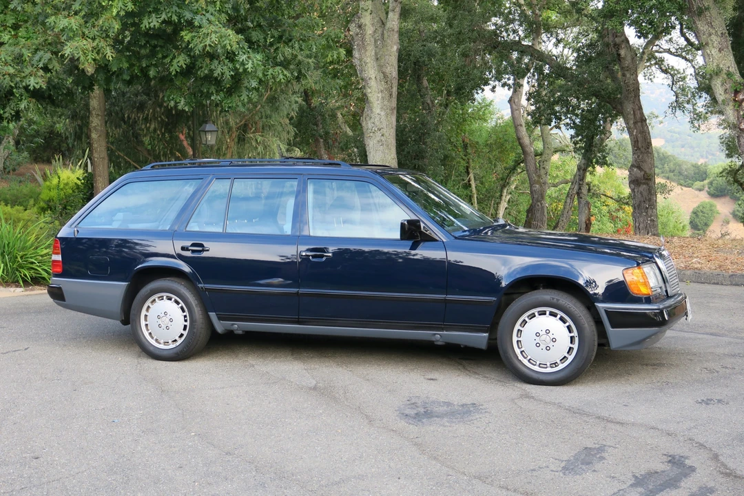 1989 Mercedes-Benz W124 E-Class - Image 23 of 31