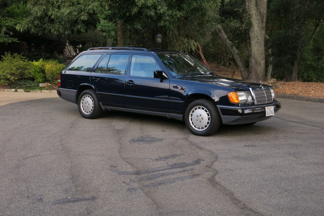 1989 Mercedes-Benz W124 E-Class - Image 20 of 31