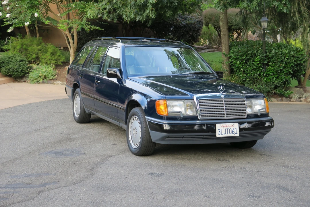 1989 Mercedes-Benz W124 E-Class - Image 15 of 31