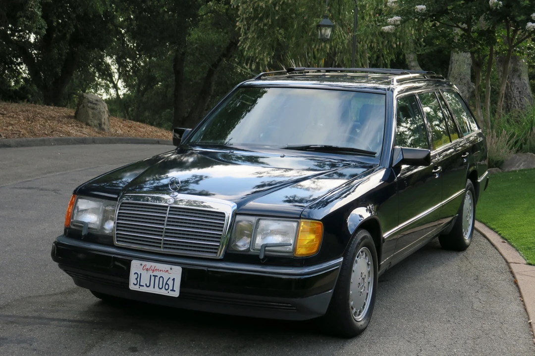 1989 Mercedes-Benz W124 E-Class - Image 9 of 31
