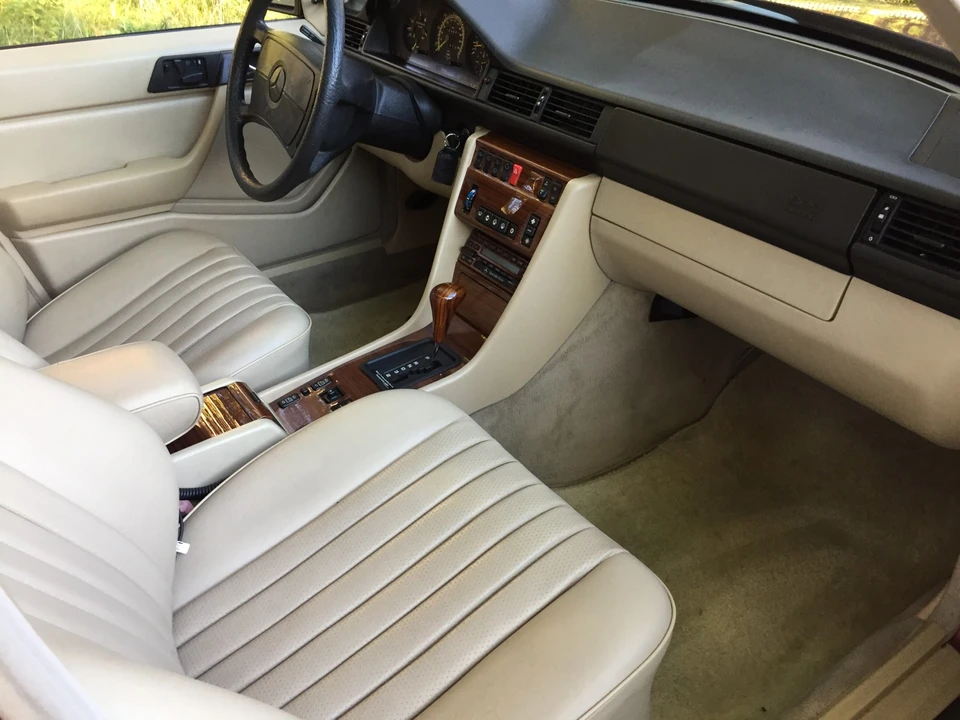 1989 Mercedes-Benz W124 E-Class - Image 24 of 31