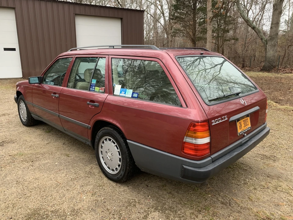 1989 Mercedes-Benz W124 E-Class - Image 10 of 31