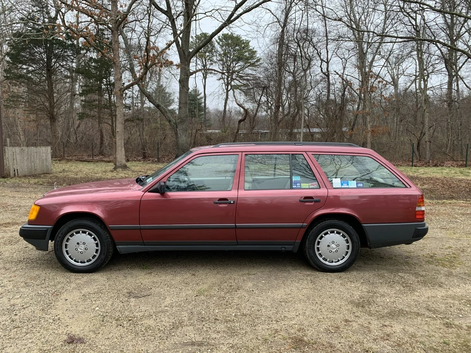 1989 Mercedes-Benz W124 E-Class - Image 9 of 31