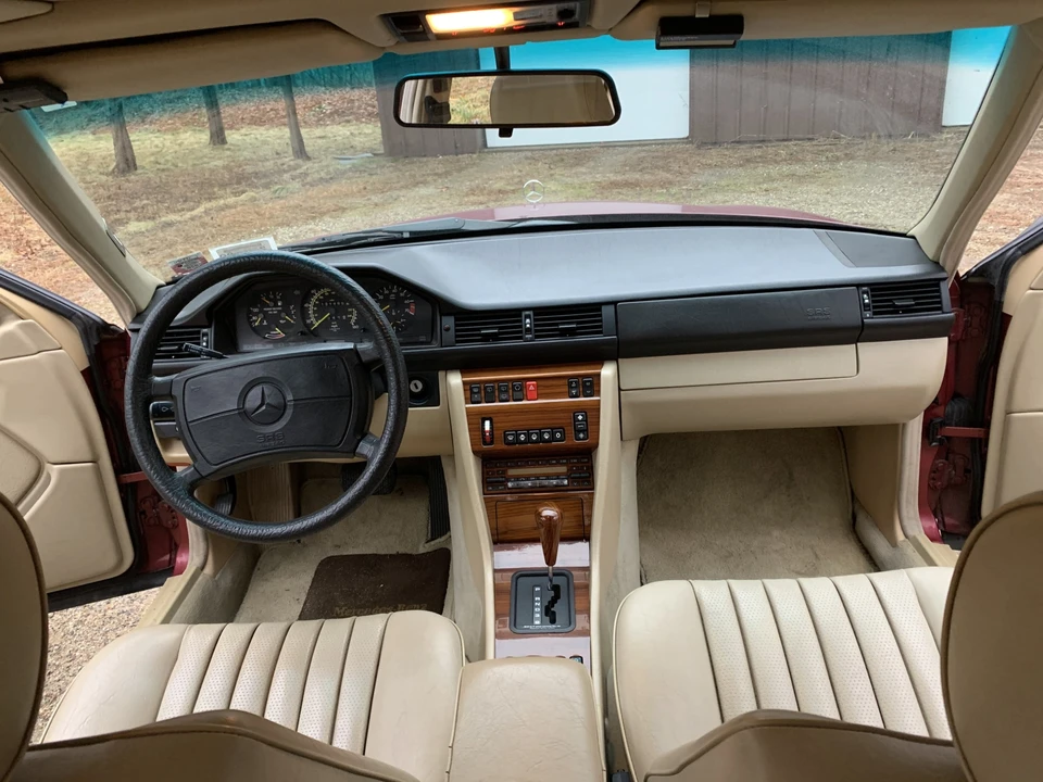 1989 Mercedes-Benz W124 E-Class - Image 17 of 31