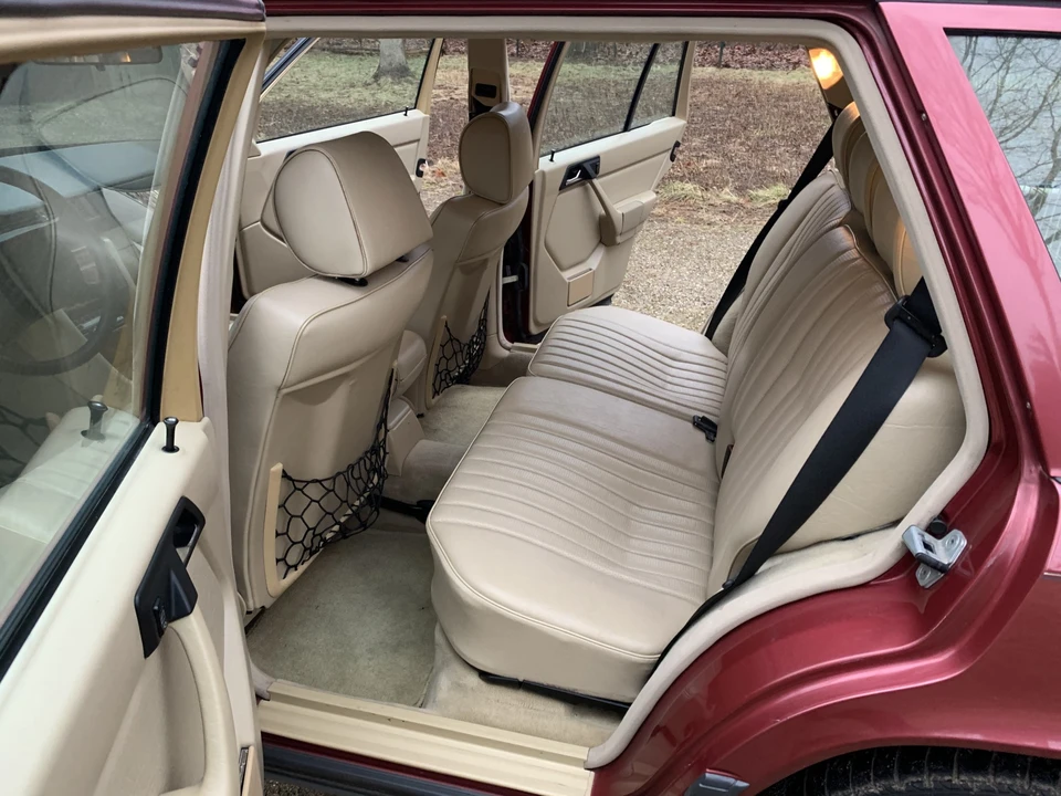 1989 Mercedes-Benz W124 E-Class - Image 30 of 31