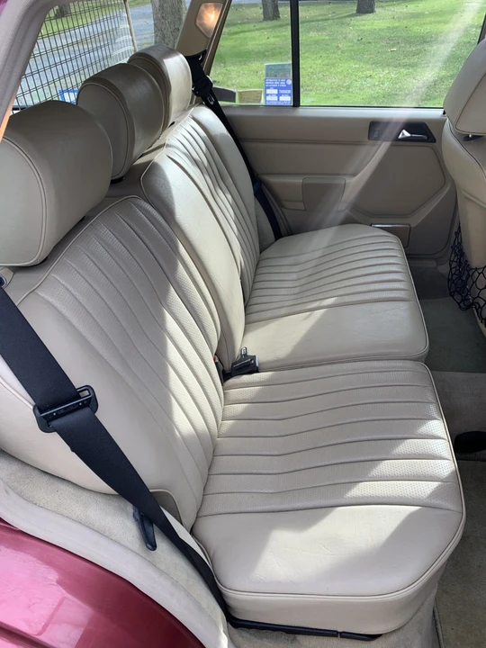 1989 Mercedes-Benz W124 E-Class - Image 29 of 31