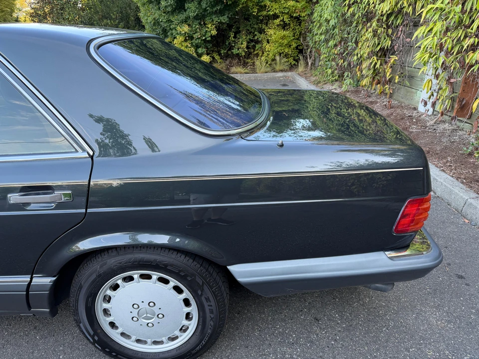 1989 Mercedes-Benz W126 S-Class Sedan - Image 27 of 31