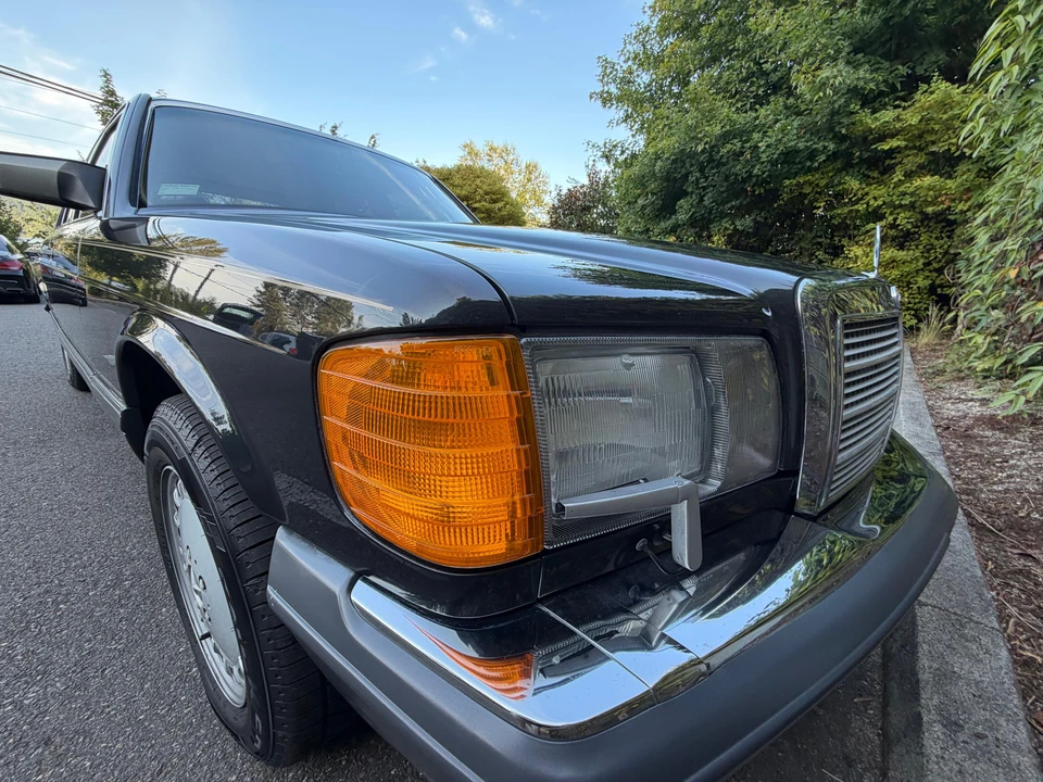 1989 Mercedes-Benz W126 S-Class Sedan - Image 20 of 31