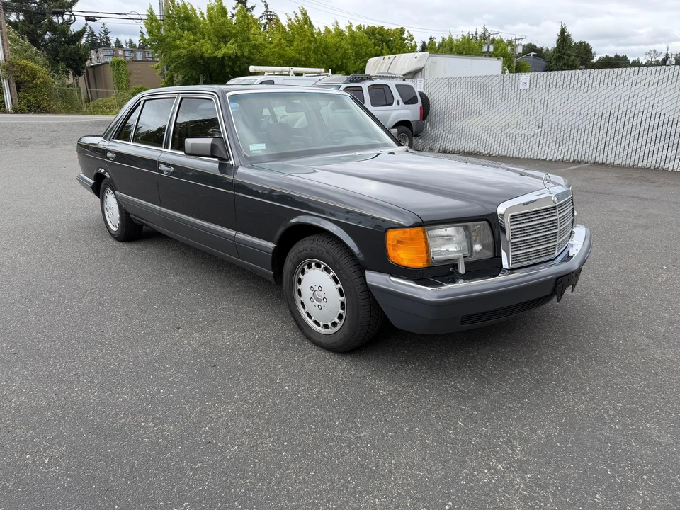 1989 Mercedes-Benz W126 S-Class Sedan - Image 17 of 31