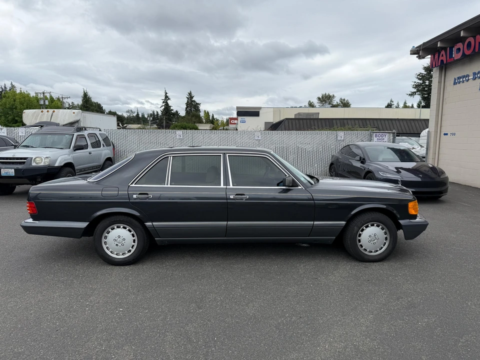 1989 Mercedes-Benz W126 S-Class Sedan - Image 14 of 31
