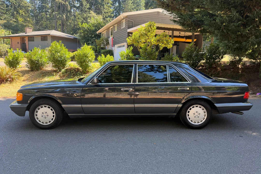 1989 Mercedes-Benz W126 S-Class Sedan - Image 3 of 31