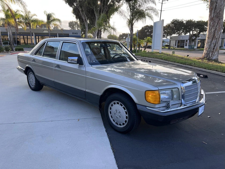 1989 Mercedes-Benz W126 S-Class Sedan - Image 15 of 31