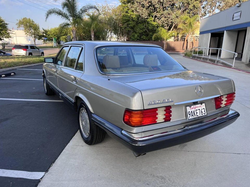 1989 Mercedes-Benz W126 S-Class Sedan - Image 7 of 31