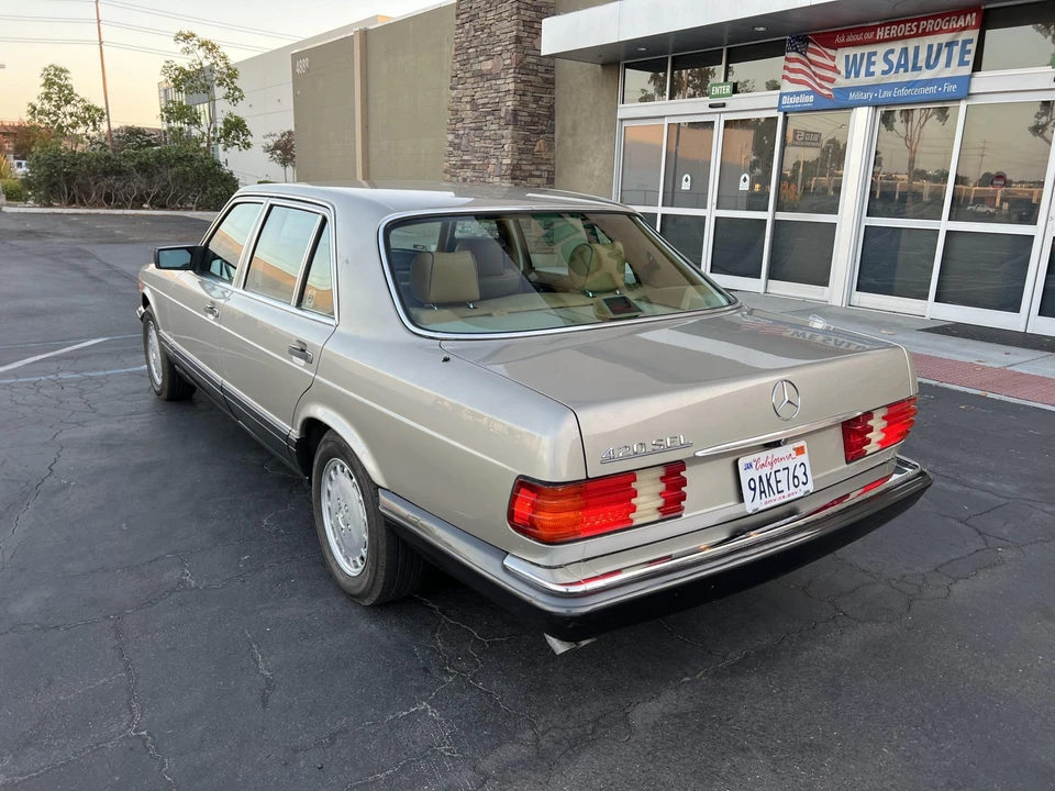 1989 Mercedes-Benz W126 S-Class Sedan - Image 6 of 31