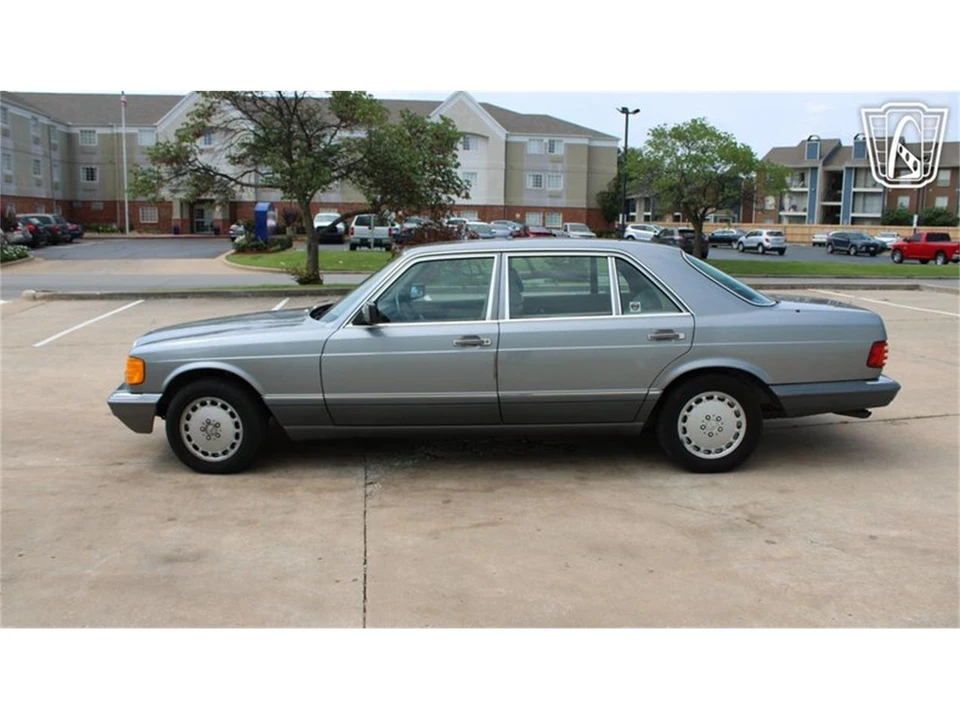 1989 Mercedes-Benz W126 S-Class Sedan - Image 22 of 31