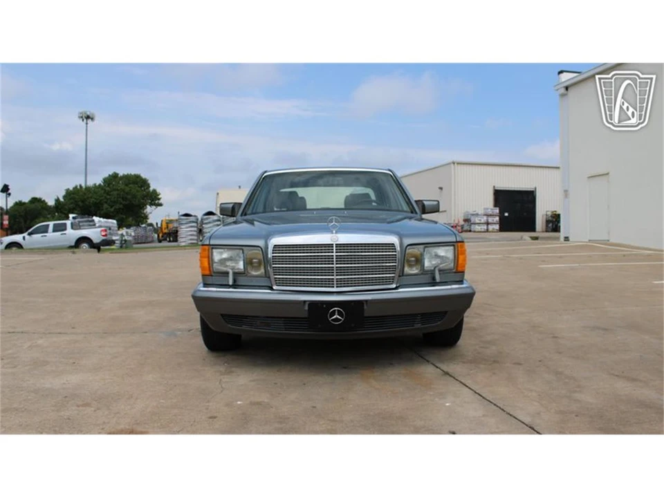 1989 Mercedes-Benz W126 S-Class Sedan - Image 25 of 31