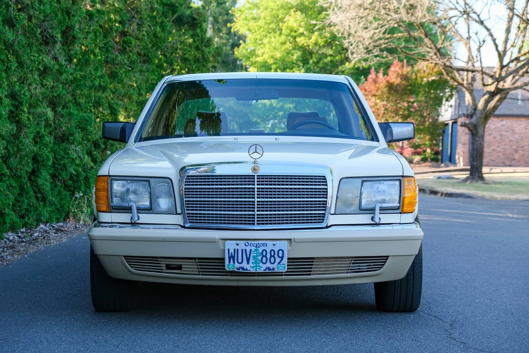 1989 Mercedes-Benz W126 S-Class Sedan - Image 4 of 31
