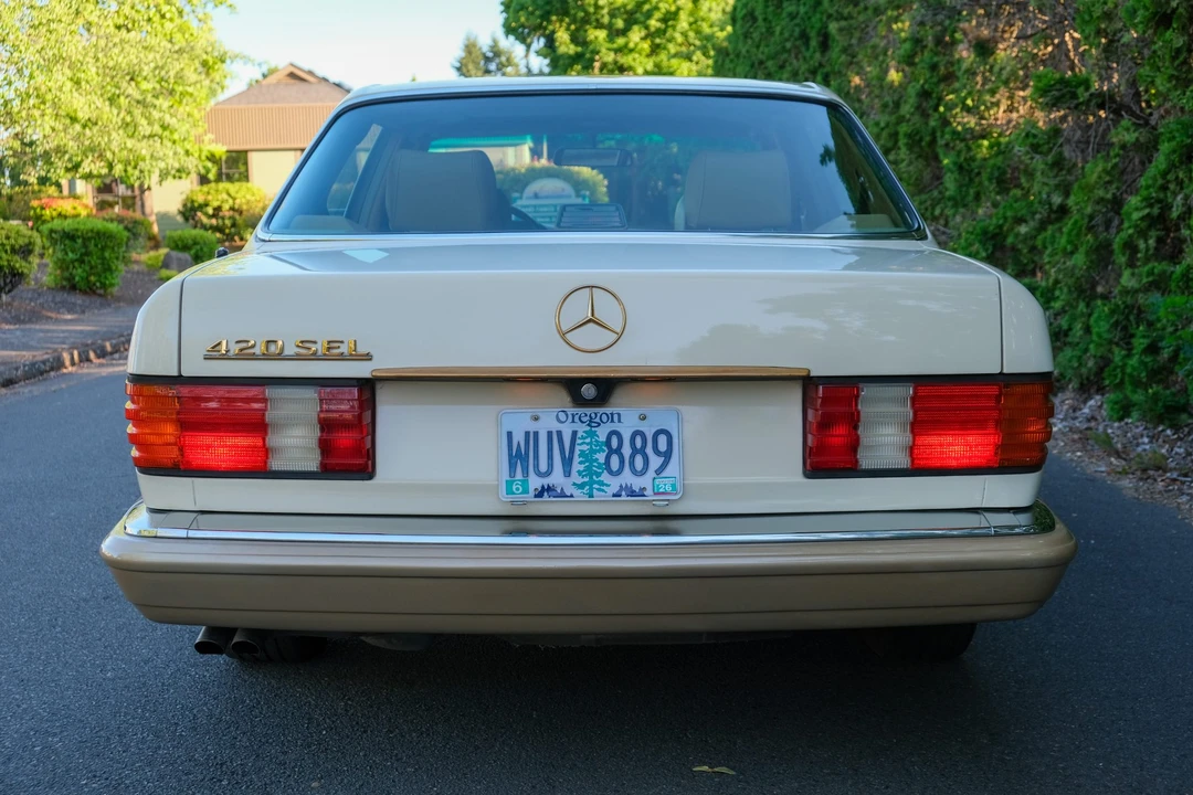 1989 Mercedes-Benz W126 S-Class Sedan - Image 16 of 31