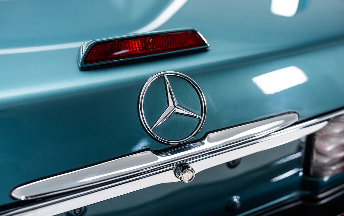 1989 Mercedes-Benz R107 SL-Class - Image 23 of 25
