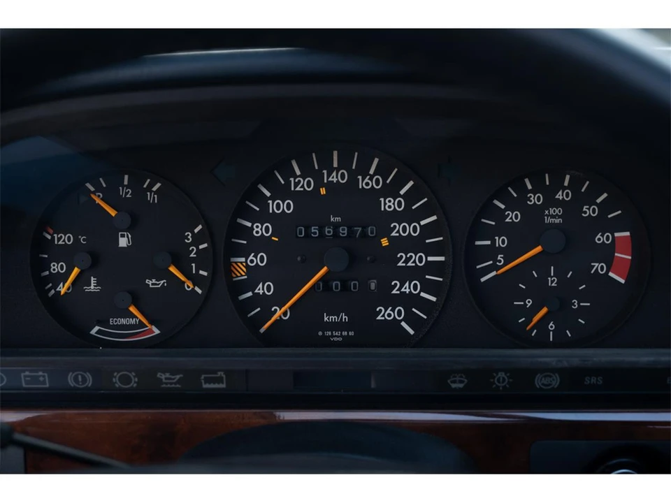 1989 Mercedes-Benz W126 S-Class Sedan - Image 8 of 11