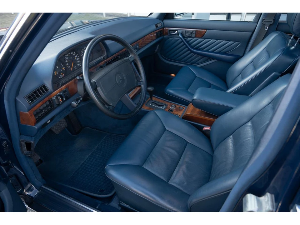 1989 Mercedes-Benz W126 S-Class Sedan - Image 7 of 11