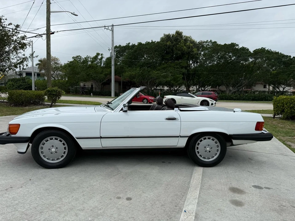 1989 Mercedes-Benz W126 S-Class Sedan - Image 28 of 31