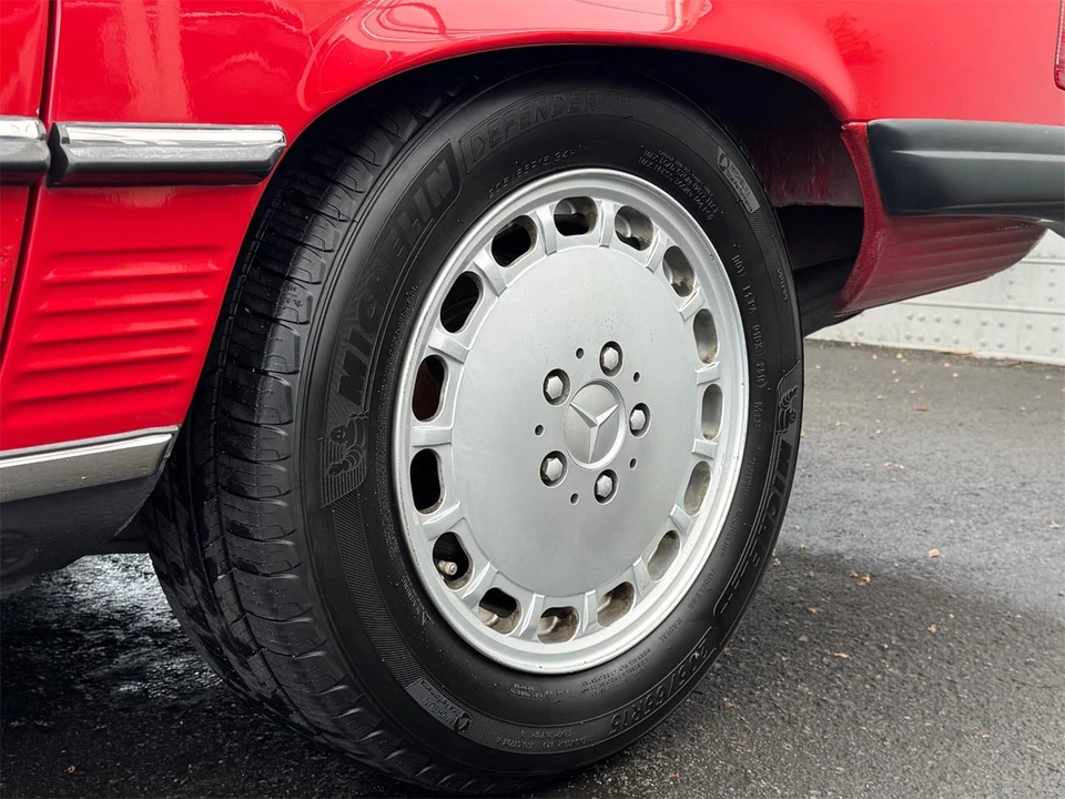 1989 Mercedes-Benz W126 S-Class Sedan - Image 29 of 31