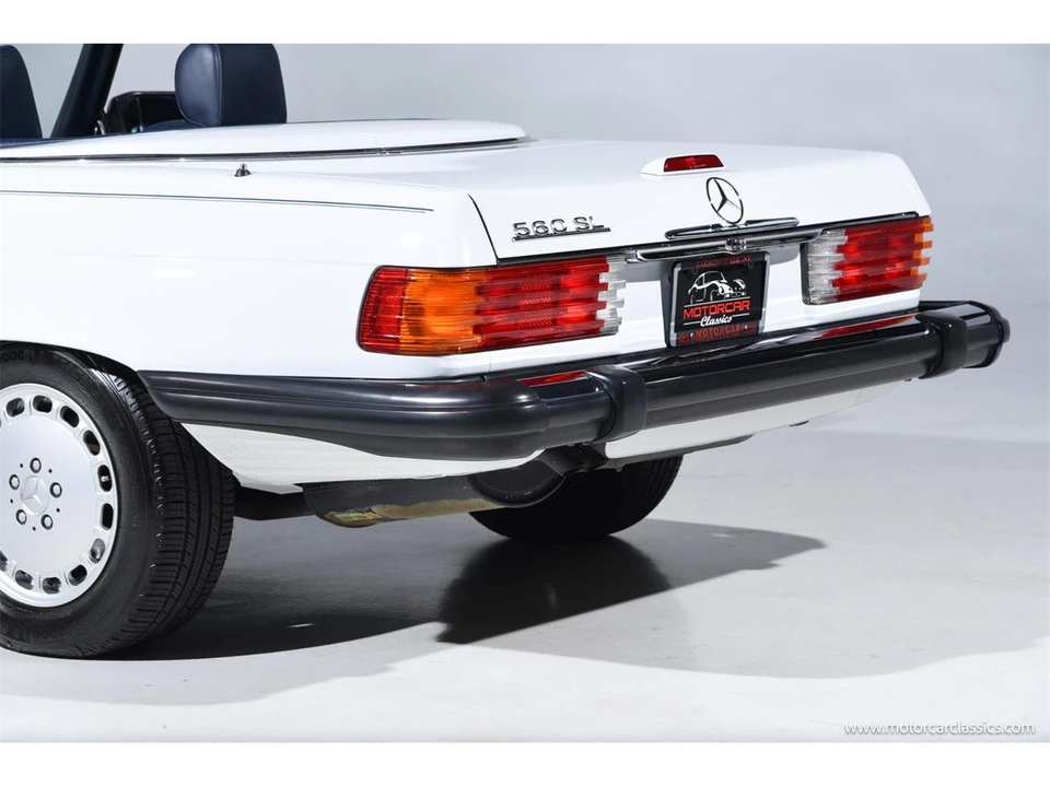 1989 Mercedes-Benz W126 S-Class Sedan - Image 15 of 31