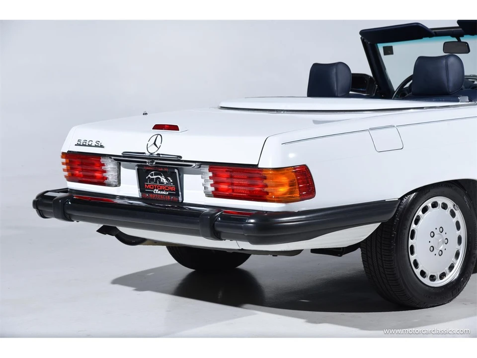 1989 Mercedes-Benz W126 S-Class Sedan - Image 13 of 31