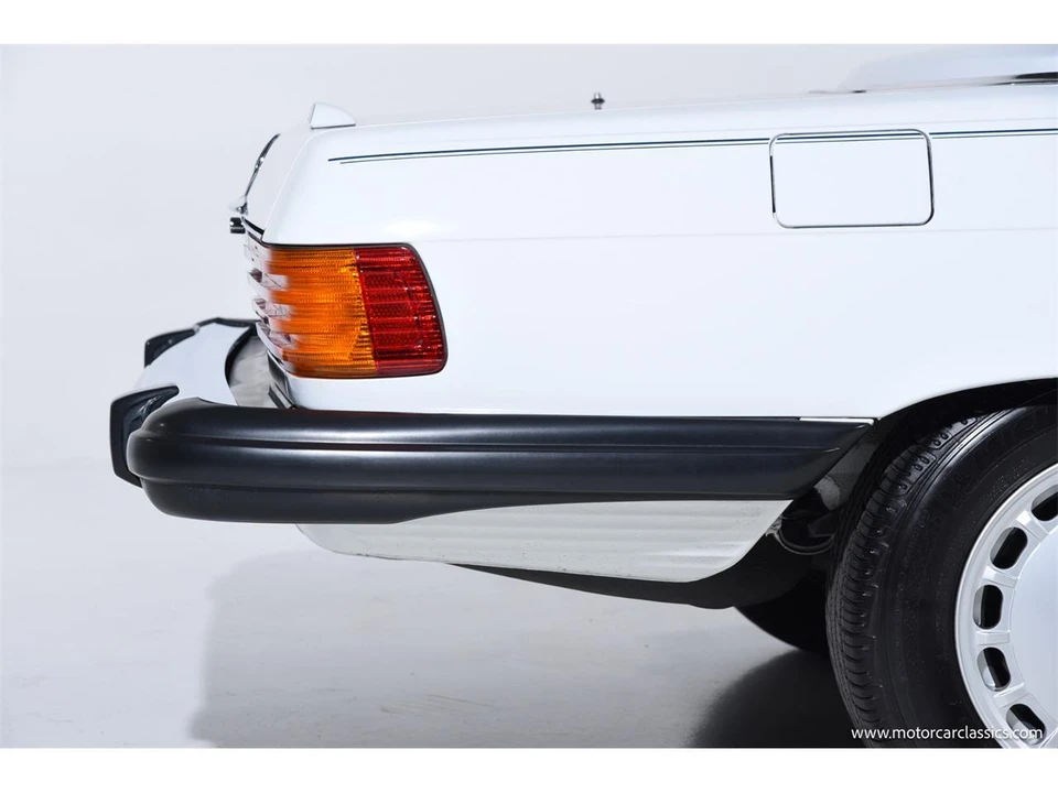 1989 Mercedes-Benz W126 S-Class Sedan - Image 24 of 31