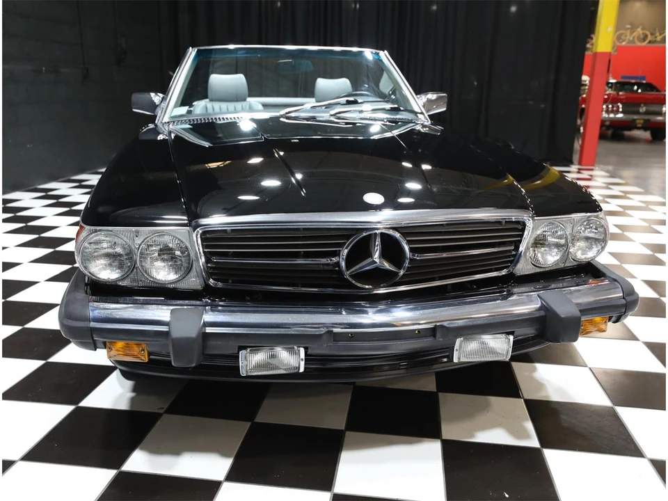 1989 Mercedes-Benz W126 S-Class Sedan - Image 16 of 31