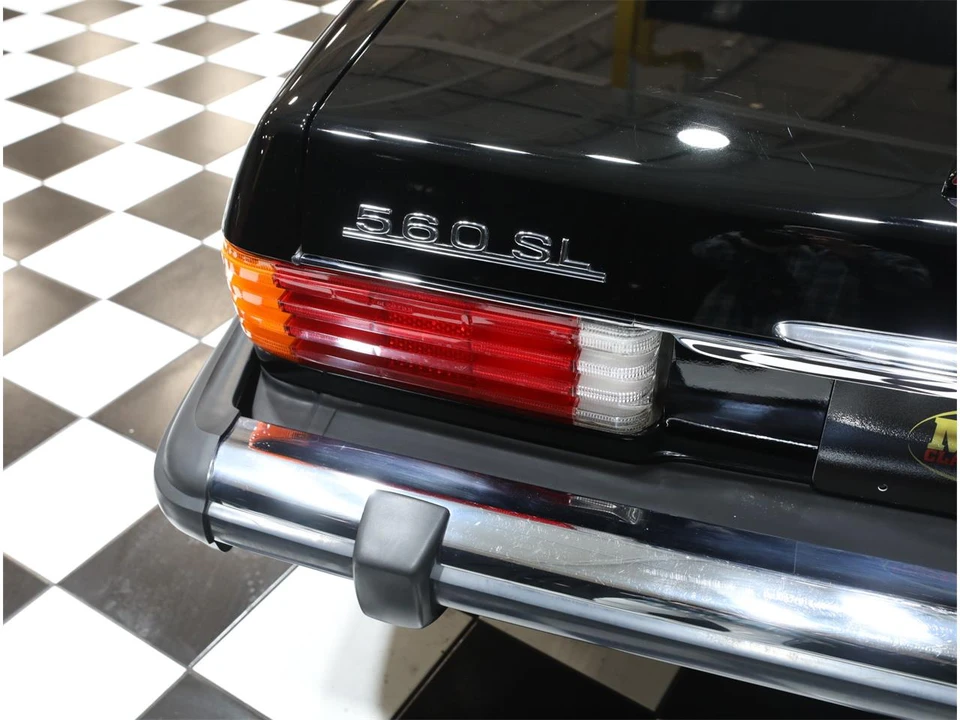 1989 Mercedes-Benz W126 S-Class Sedan - Image 25 of 31