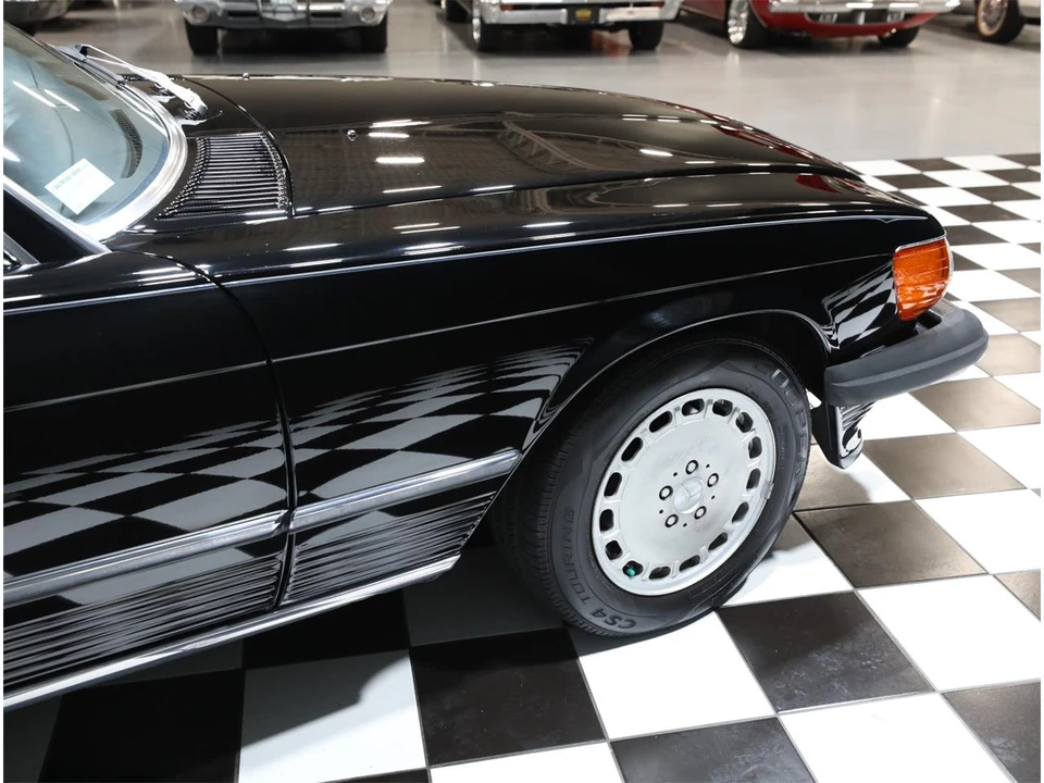 1989 Mercedes-Benz W126 S-Class Sedan - Image 20 of 31