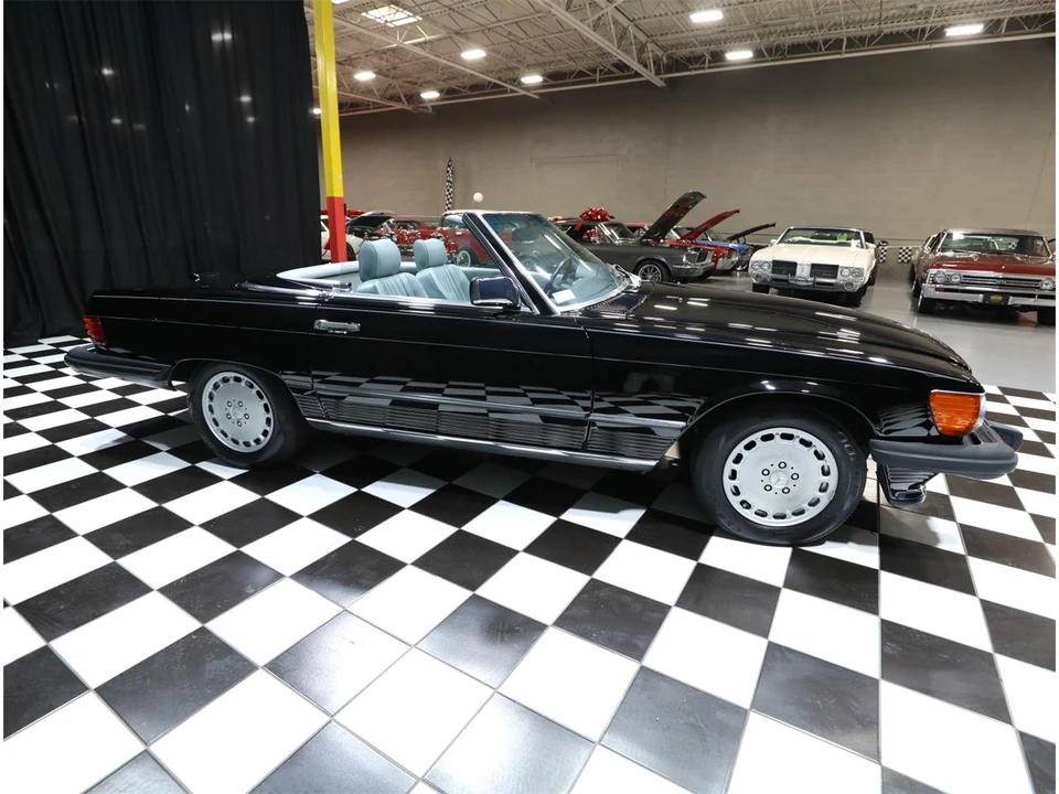 1989 Mercedes-Benz W126 S-Class Sedan - Image 21 of 31