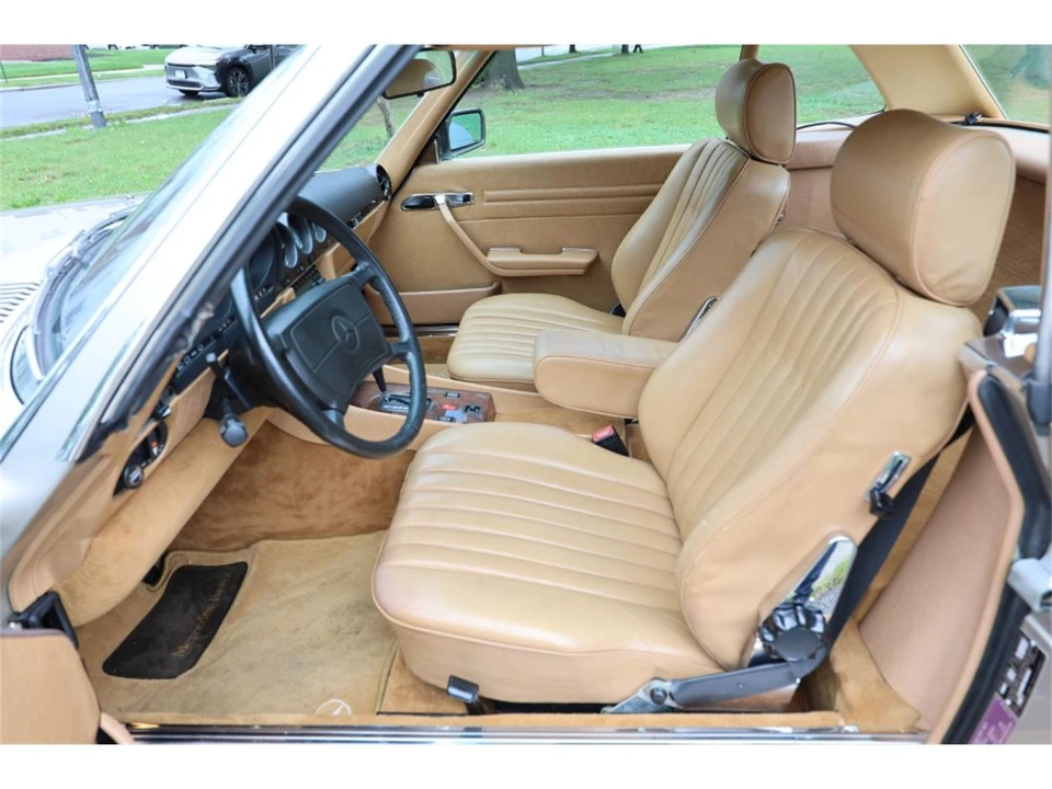 1989 Mercedes-Benz W126 S-Class Sedan - Image 11 of 13