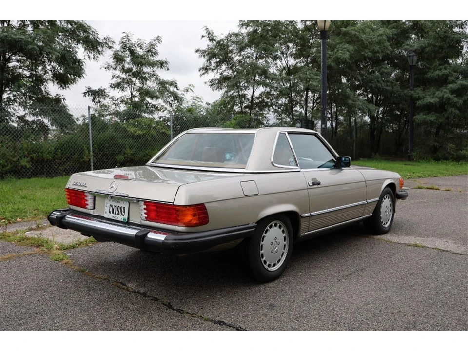 1989 Mercedes-Benz W126 S-Class Sedan - Image 7 of 13