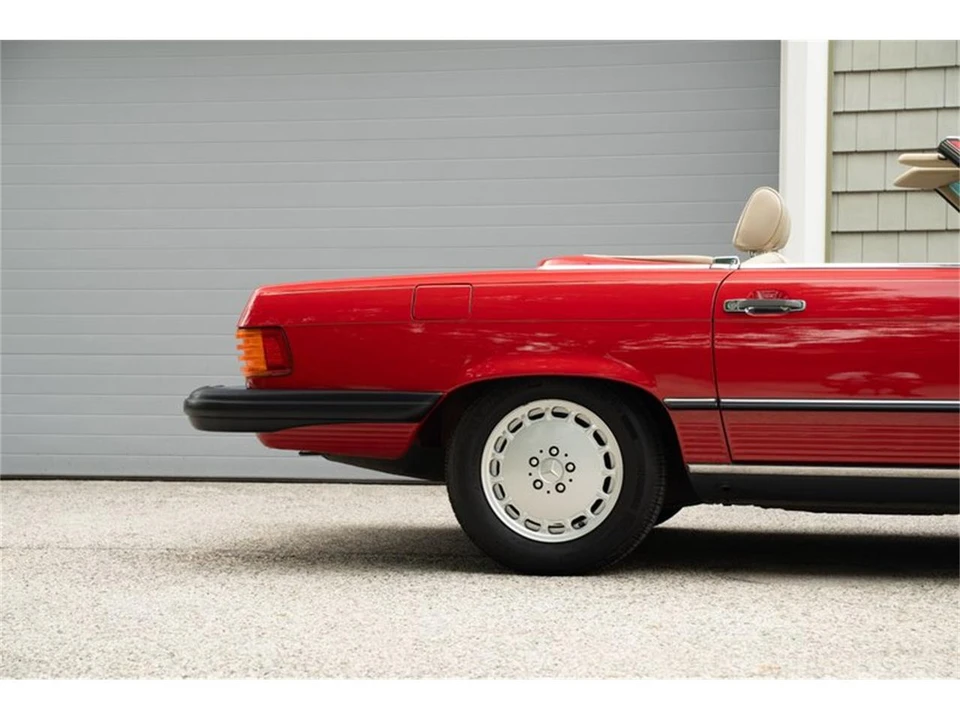 1989 Mercedes-Benz W126 S-Class Sedan - Image 15 of 31
