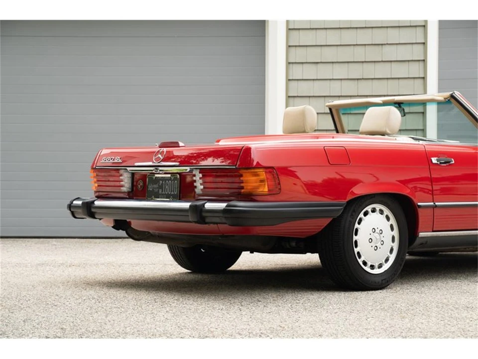 1989 Mercedes-Benz W126 S-Class Sedan - Image 12 of 31