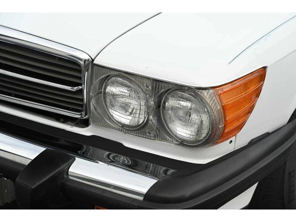 1989 Mercedes-Benz W126 S-Class Sedan - Image 14 of 24
